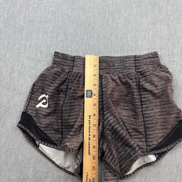 Lululemon Shorts Womens 4 Pink Stripe Lined Hotty Hot Short Ii Stretch Yoga‎ Gym - Picture 8 of 12
